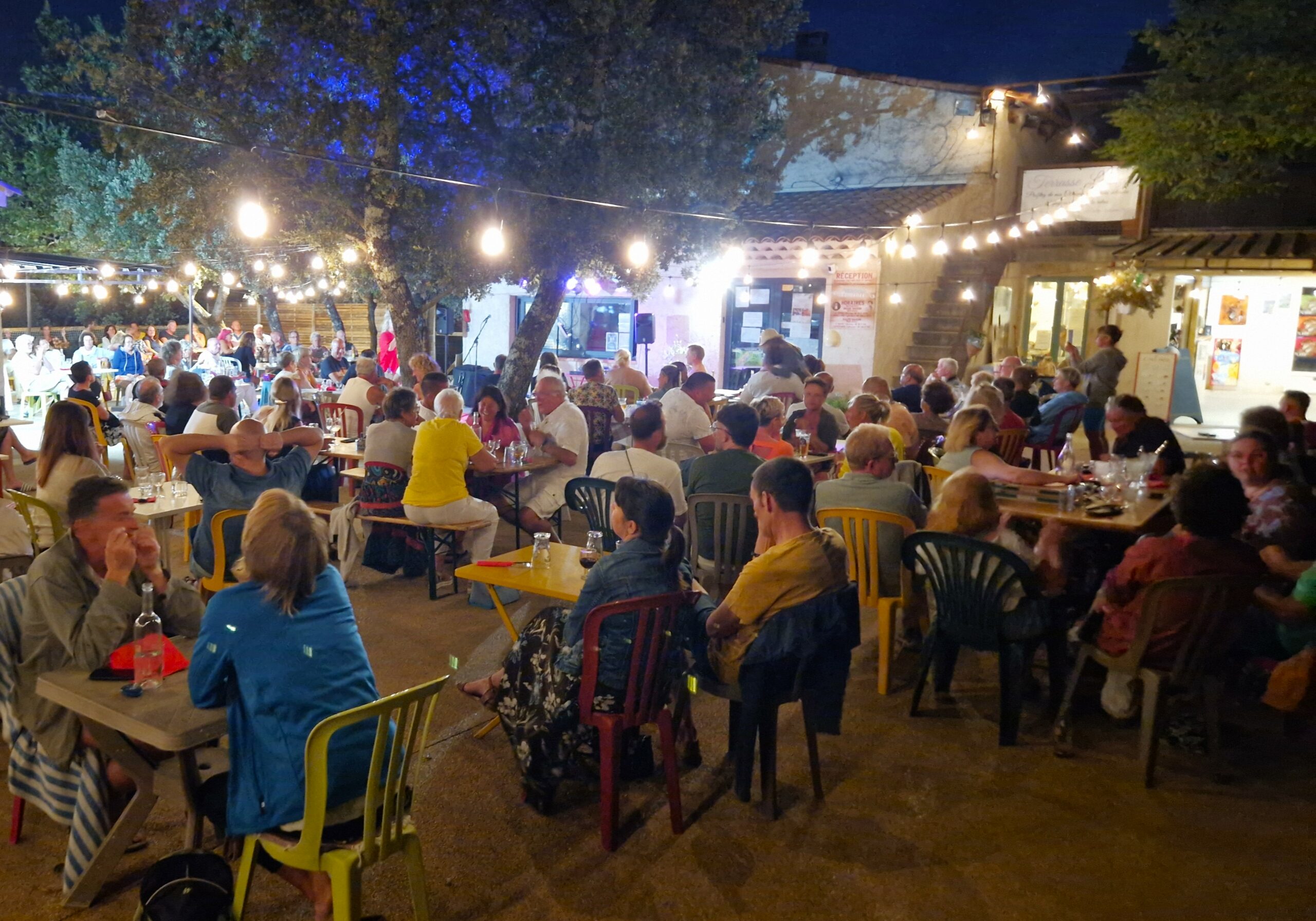 camping restaurant verdon