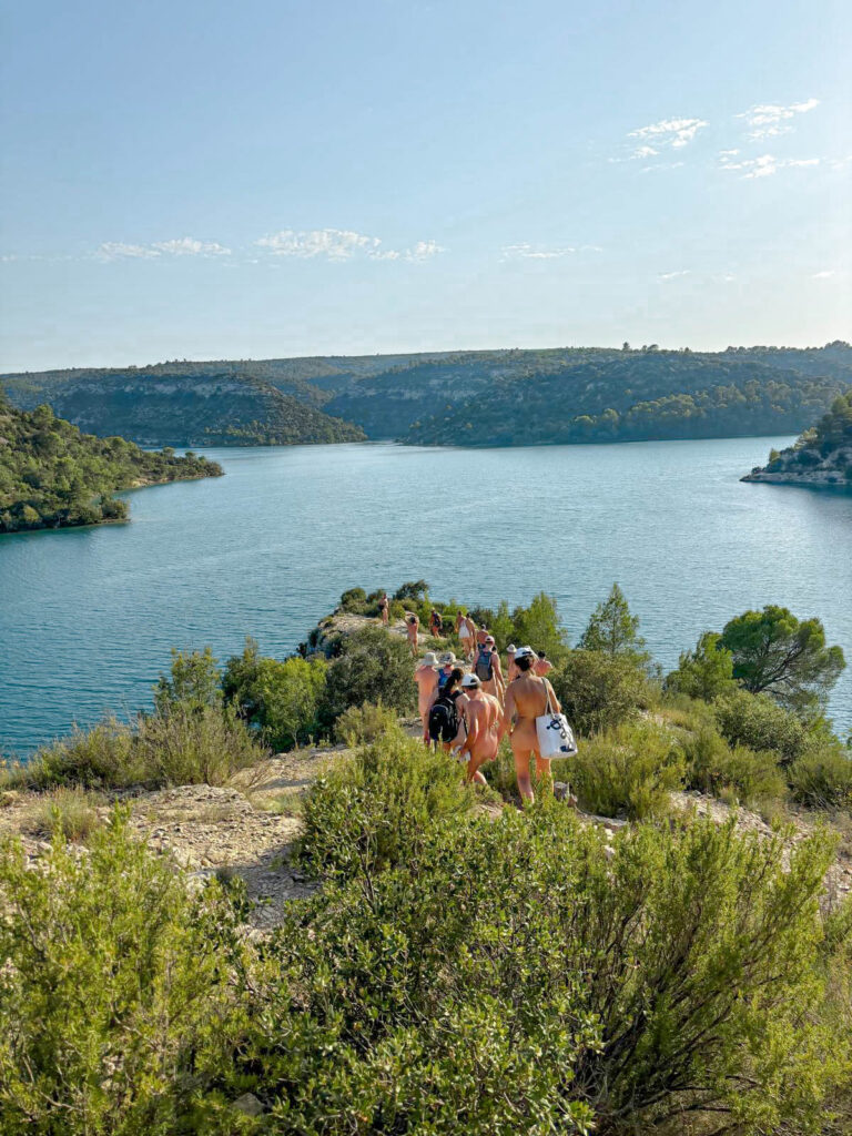 camping provence naturisme